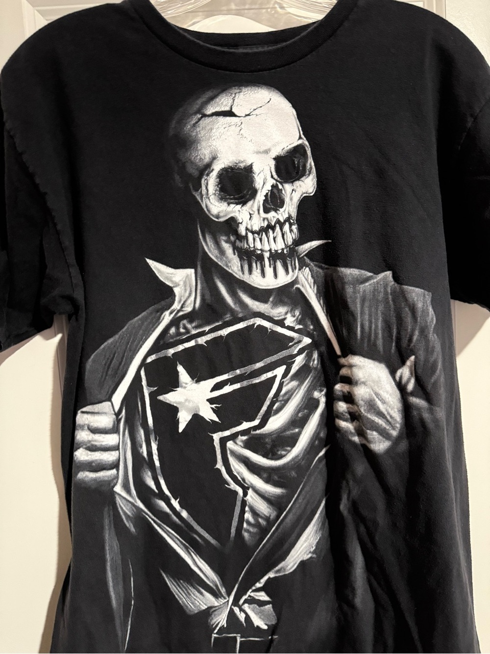 Y2K Vintage Famous Stars and Straps shirt mens size medium m black strapman Rare